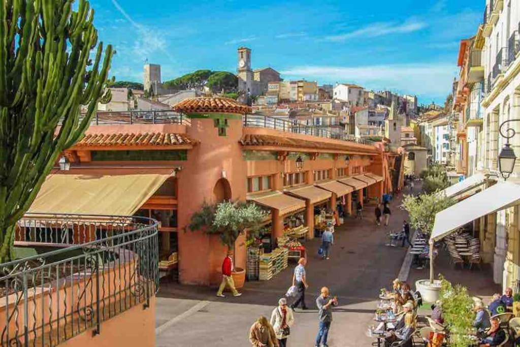 Jolie 3 pièces avec terrasse au vieux port, à 2 pas des plages et du palais. Cannes Esterno foto
